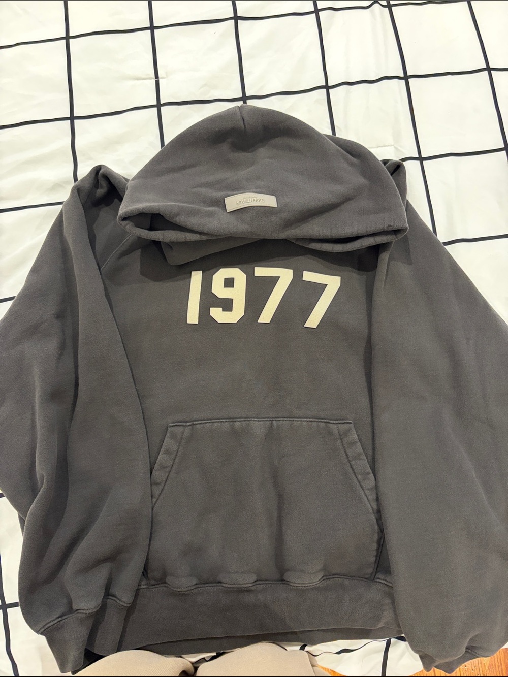 Essentials hoodie warm